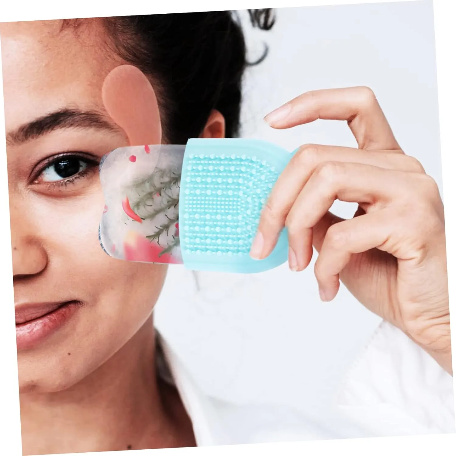 Beauty Face Ice Tray Rollers Silicone Molds Manual Massage Tools Tray Mold Ice Face Roller Ice Roller for Face and Eye Ice Roller Mold Skin Massage Ice Roller Silicone Toy Care, 13X6.5X5.5CM