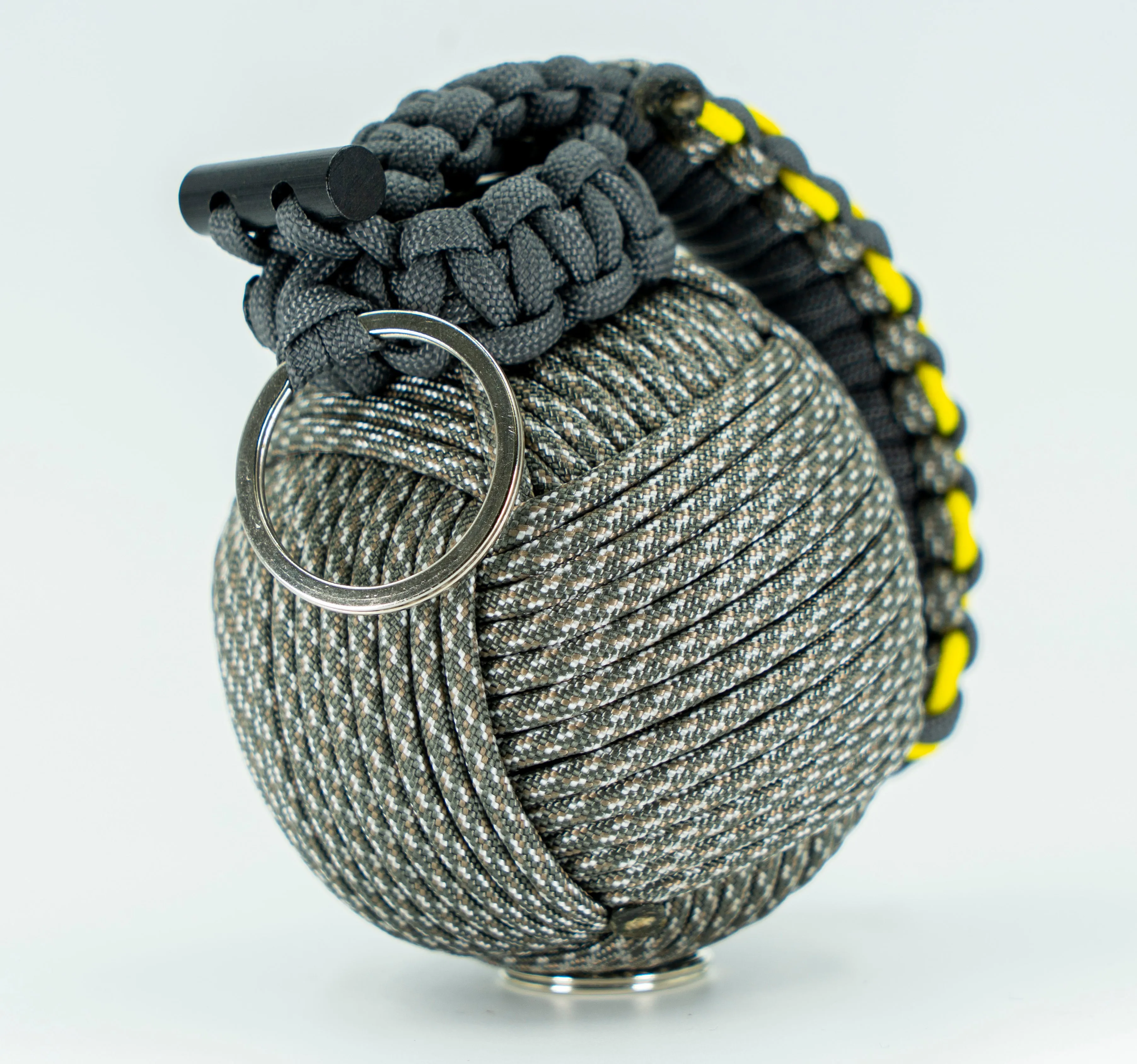 Bug Out Frag Pro Paracord Survival Kit (Digital ACU)