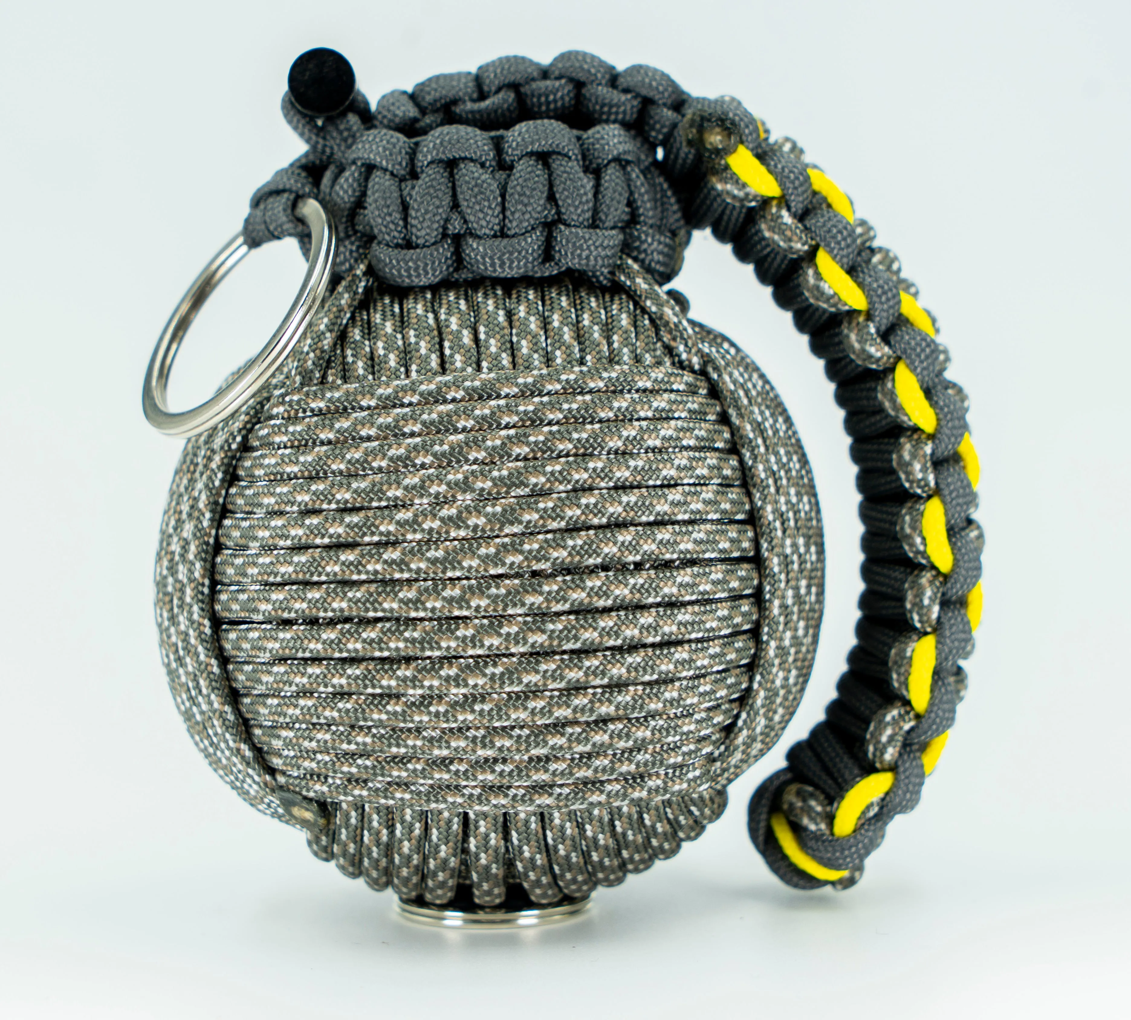 Bug Out Frag Pro Paracord Survival Kit (Digital ACU)