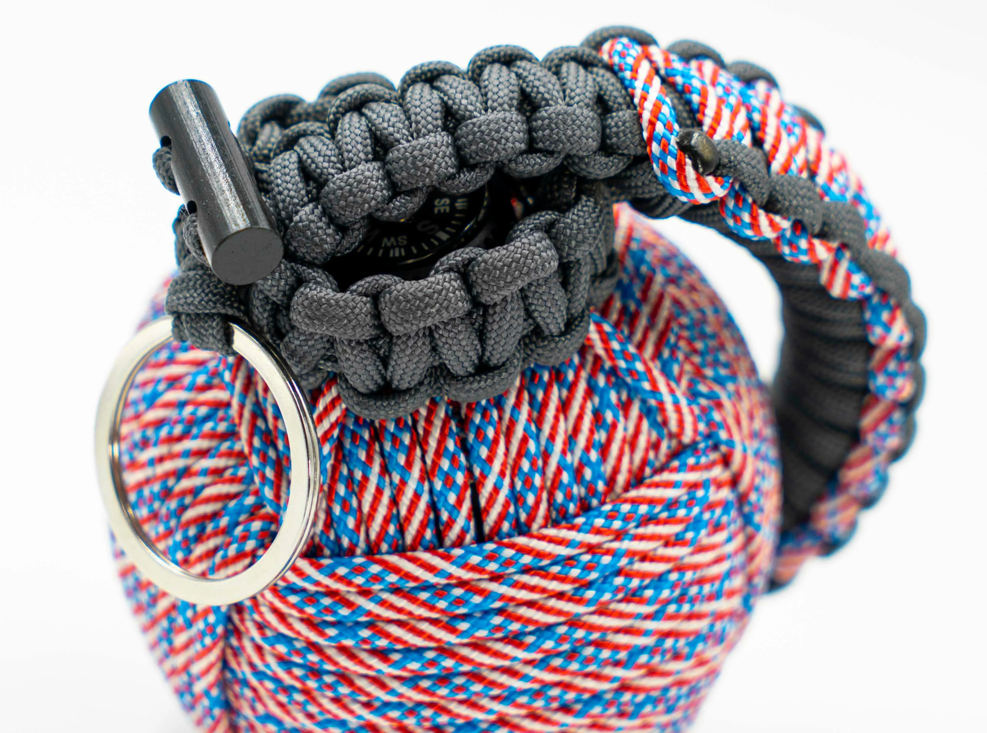 Bug Out Frag Pro Paracord Survival Kit (Freedom Frag)