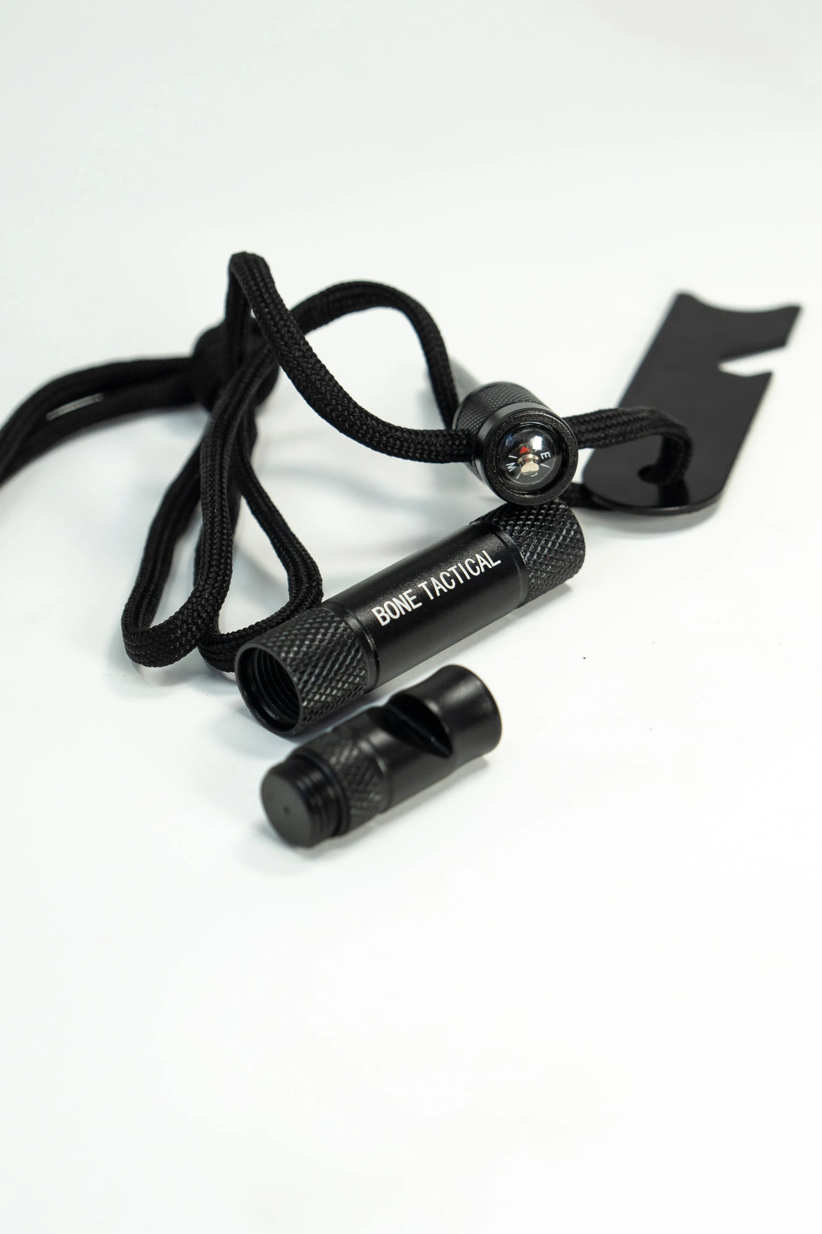 Ferro Rod Fire Starter 5 in 1 Survival Tool