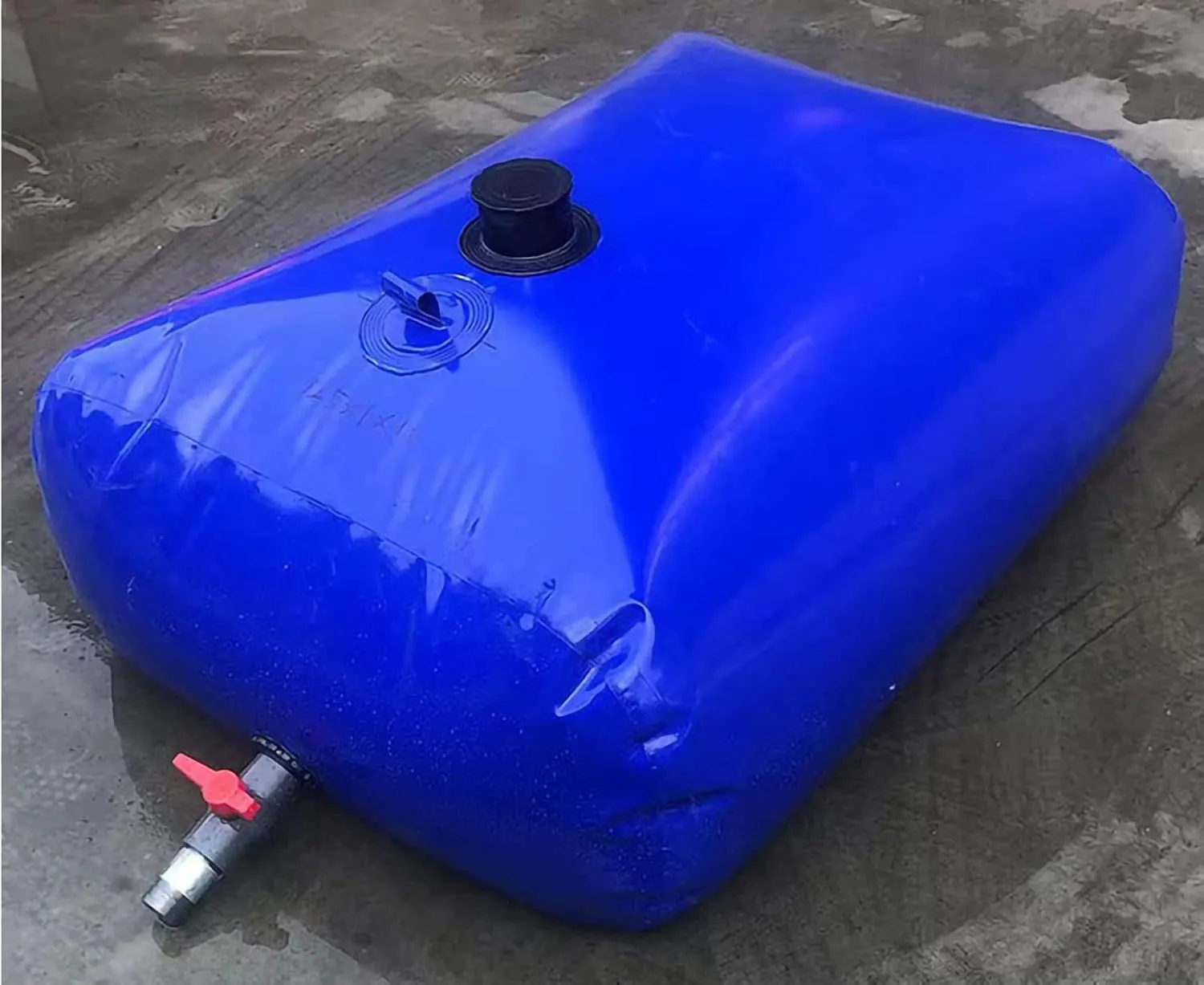 Foldable Portable Soft Water Bag Heavy Duty Water Bladder for Hiking Backpack, Camping/Domestic Water/Truck Bed, Portable Storage Containers with Spout, 100L/ 200L/ 300L/ 500L Plastic Water Bag(6x3x1.
