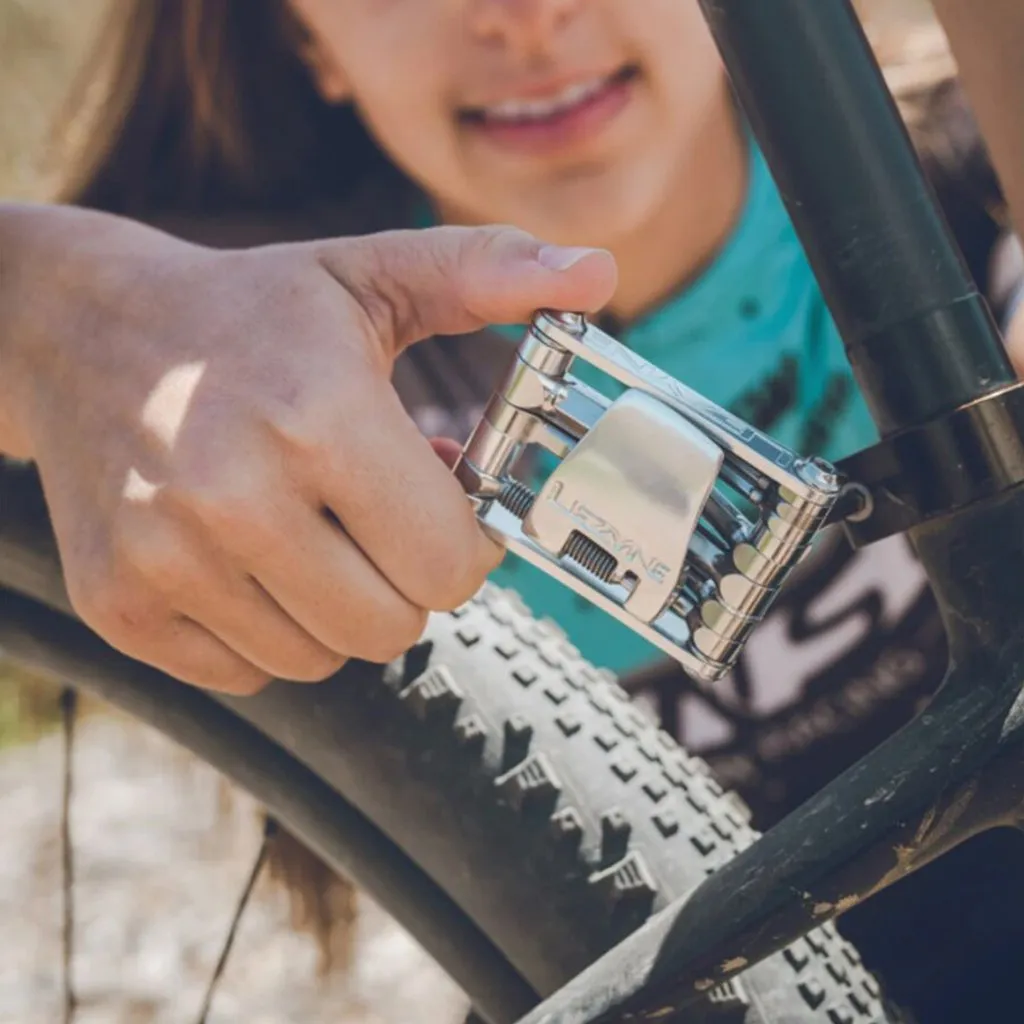 Lezyne SV Pro 11 Multitool - 11 Functions