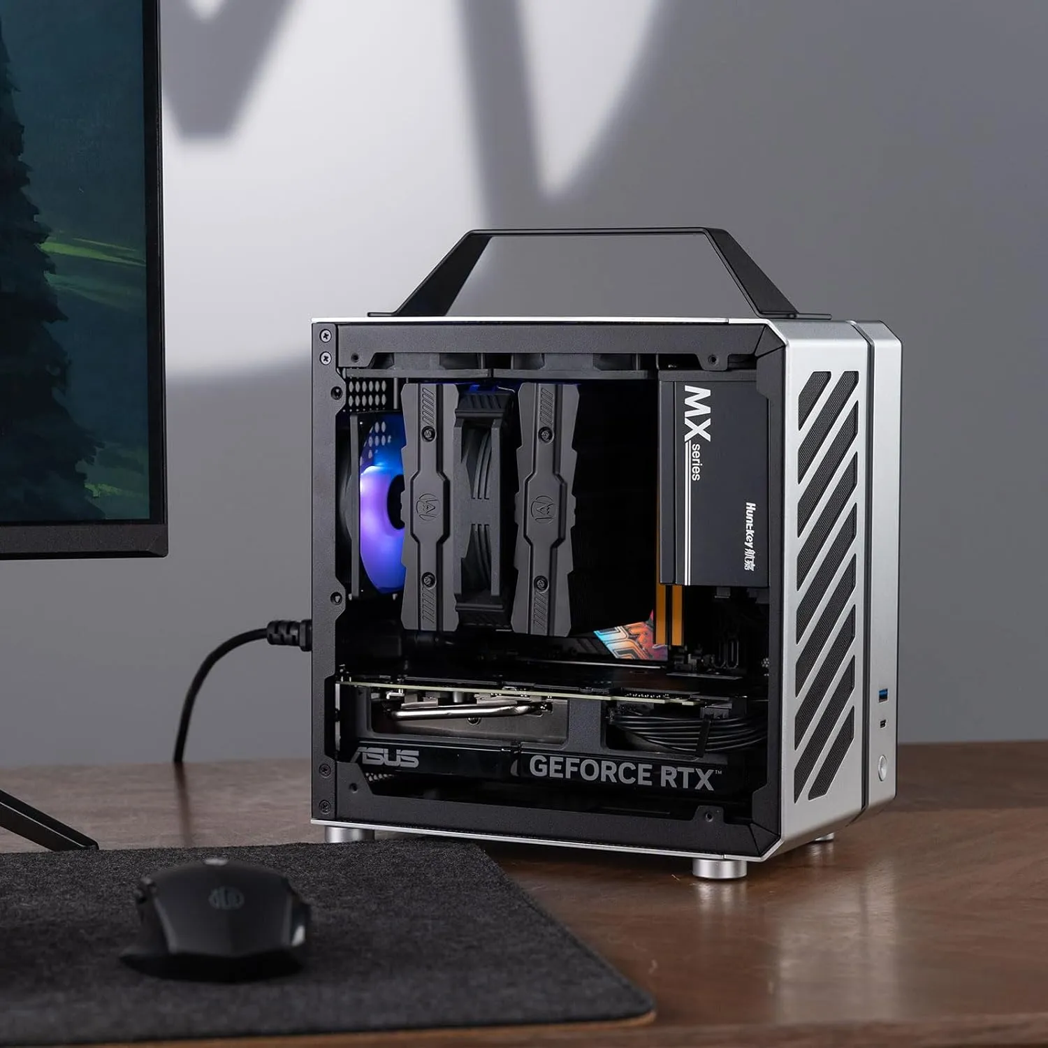 Mechanic Master Cool Cube Series C24 Mini-ITX Case/Alumium/Steel/GPU Length Within 245mm, SFX/L PSU Computer Case (Moonlight Silver Air Version)