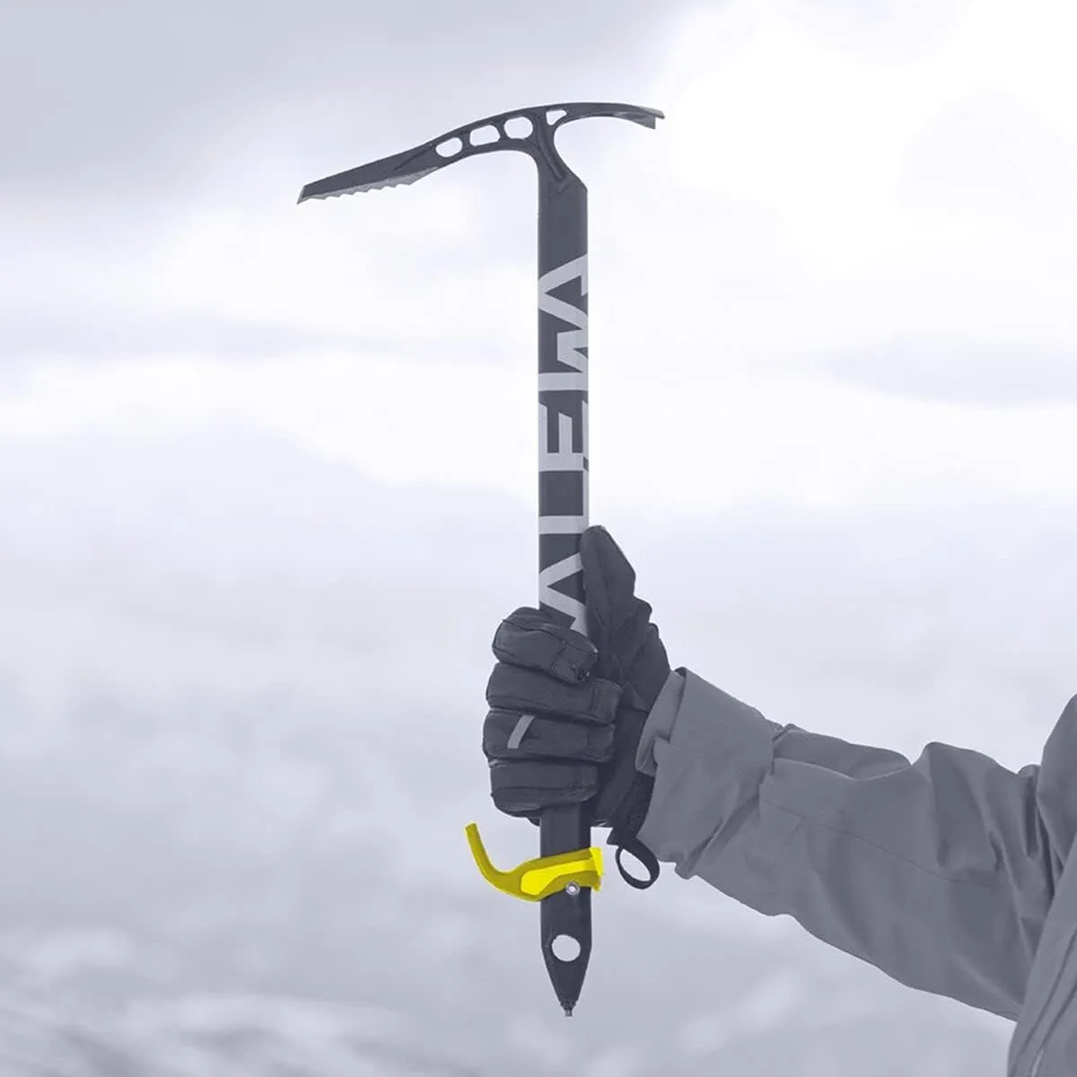 Salewa Alpine-X Ice Axe