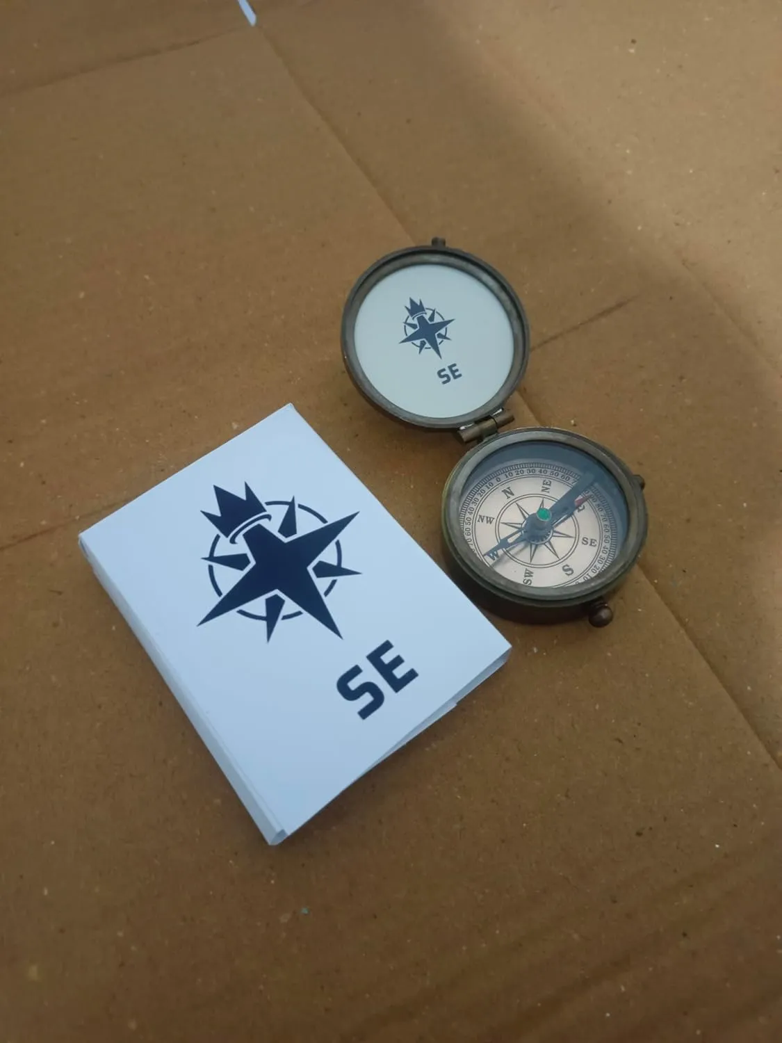 SE Vintage Brass Handmade Engraved Compass Navigation Pocket Compass, Magnetic Antiquated Finish Compass