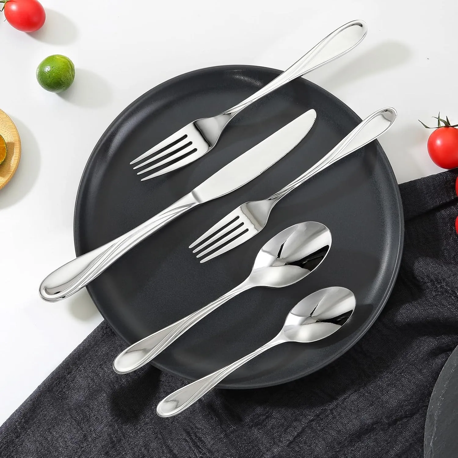 VEVOR 65-Piece Silverware Set, Food-Grade Stainless Steel Flatware Utensils, Mirror Finished Cutlery Set, Dishwasher Safe Eating Tableware for Kitchen Home, Service for 12, Include Knife Fork Spoon