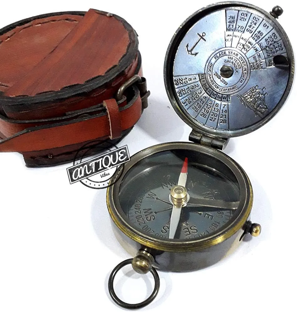 Vintage Calendar Brass Compasss with Case Leather Manual Magnetic Compass Camping-Traveling Sporting Goods(Sailor Gifts)