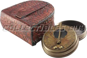 Vintage Design Magnetic Navigator Instrument Antique Brass Compass Decorative